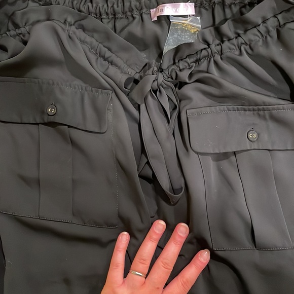 Tie front off the shoulder blouse - Picture 4 of 4